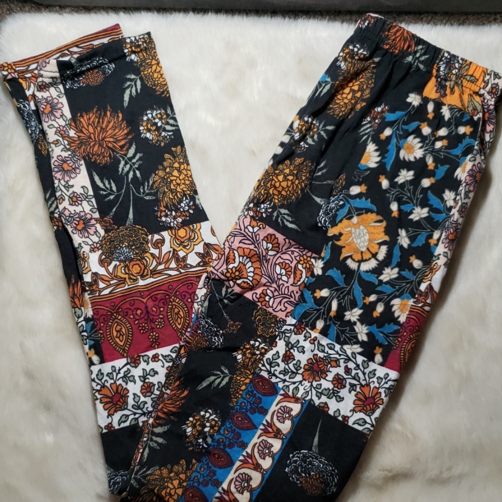 Sheer lightweight leggings